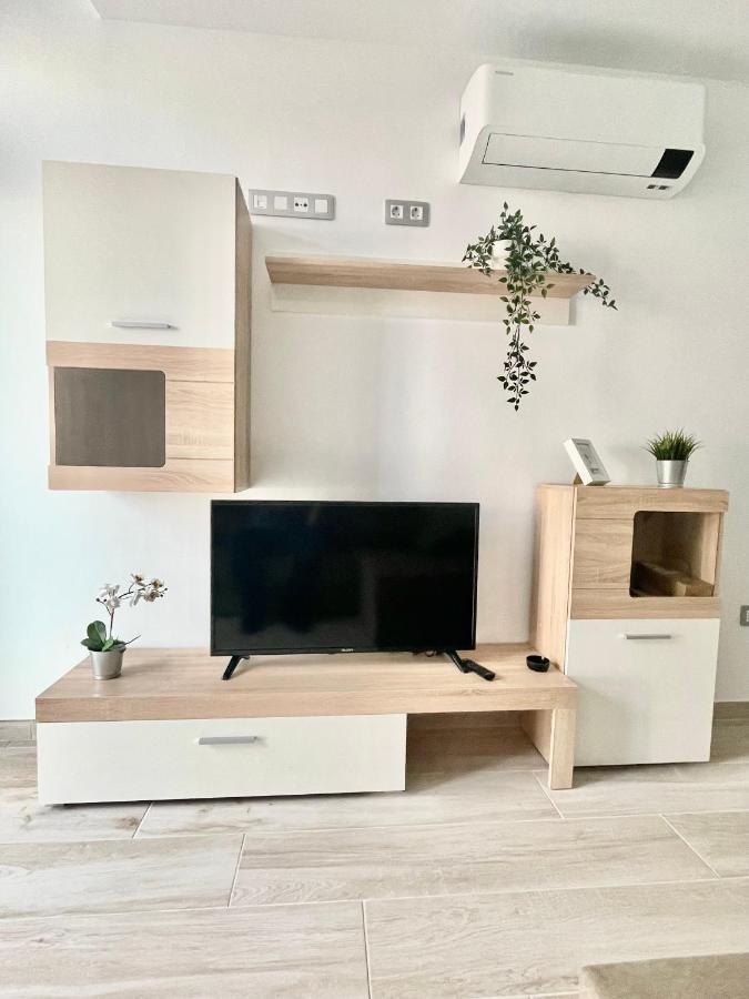 Island Suites أرونا المظهر الخارجي الصورة