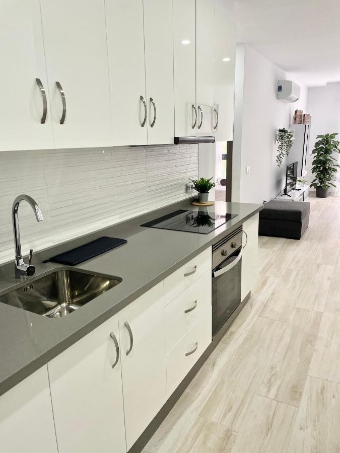 Island Suites أرونا المظهر الخارجي الصورة