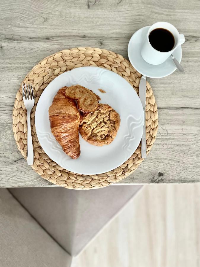 Island Suites أرونا المظهر الخارجي الصورة